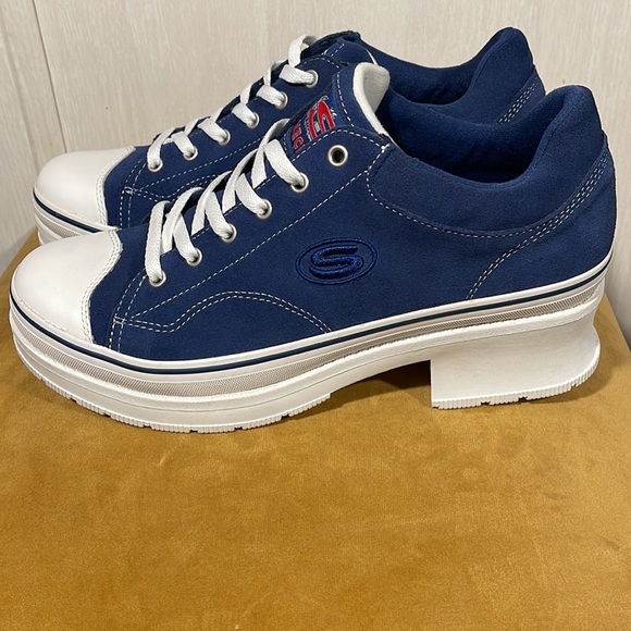 Vintage 90's Platform Blue Suede Skechers SZ 10 Never Worn MINT Condition - Picture 2 of 12